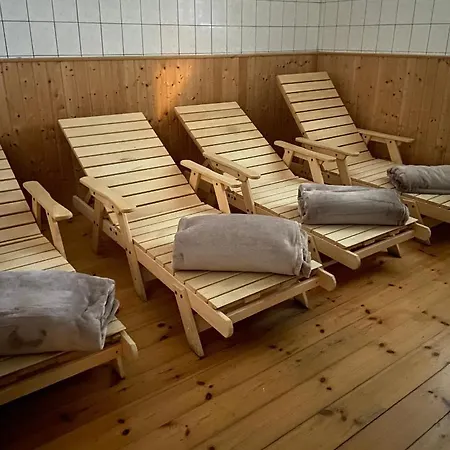 Garni Pyramida 4* 海布