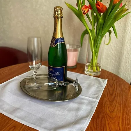 Garni Hotel Pyramida Отель