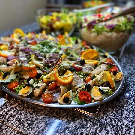 Garni Pyramida Hotel 4*